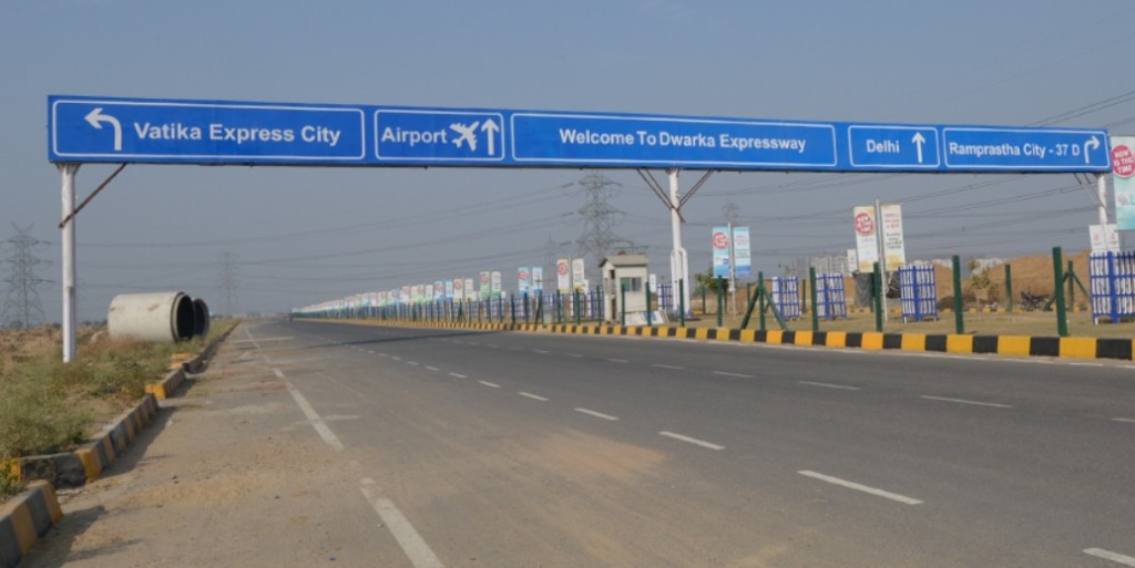 Property in Dwarka Expressway